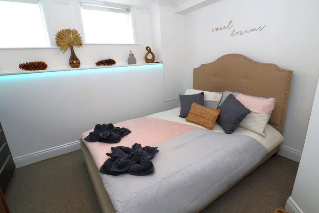 New Sunset Square Eastbourne 2 Bed Apartment, Long Stay Welcome 外观 照片