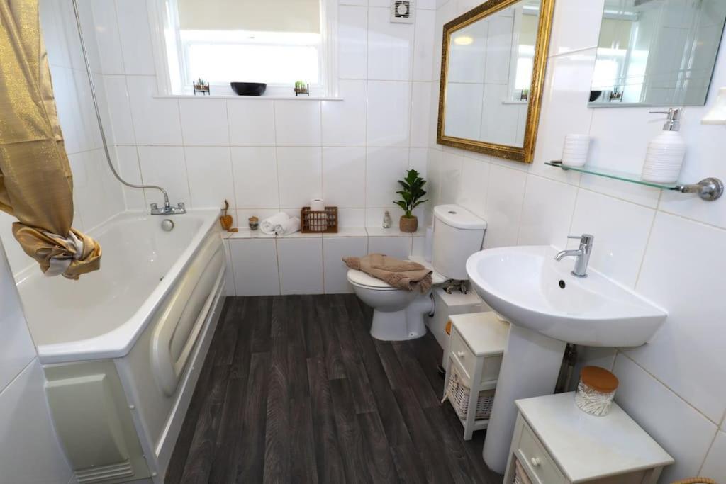New Sunset Square Eastbourne 2 Bed Apartment, Long Stay Welcome 外观 照片